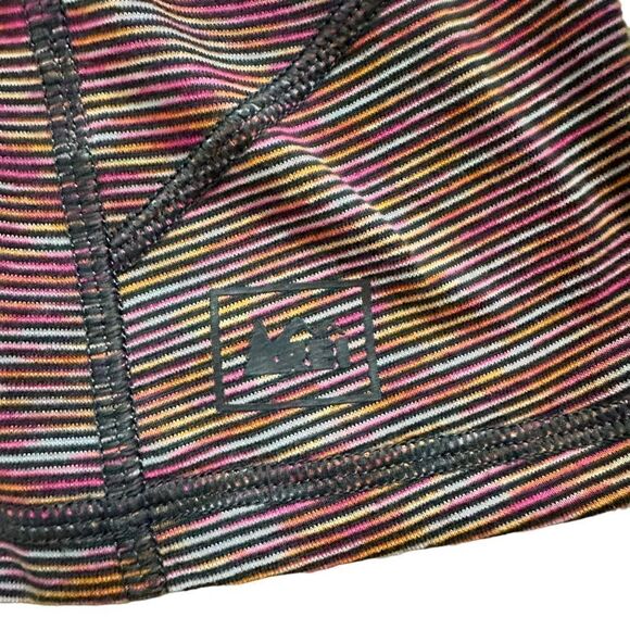 REI ~ Multicolor Pullover Hooded Top ~ size Medium ~ partial zip ~ thumb holes - Picture 6 of 12